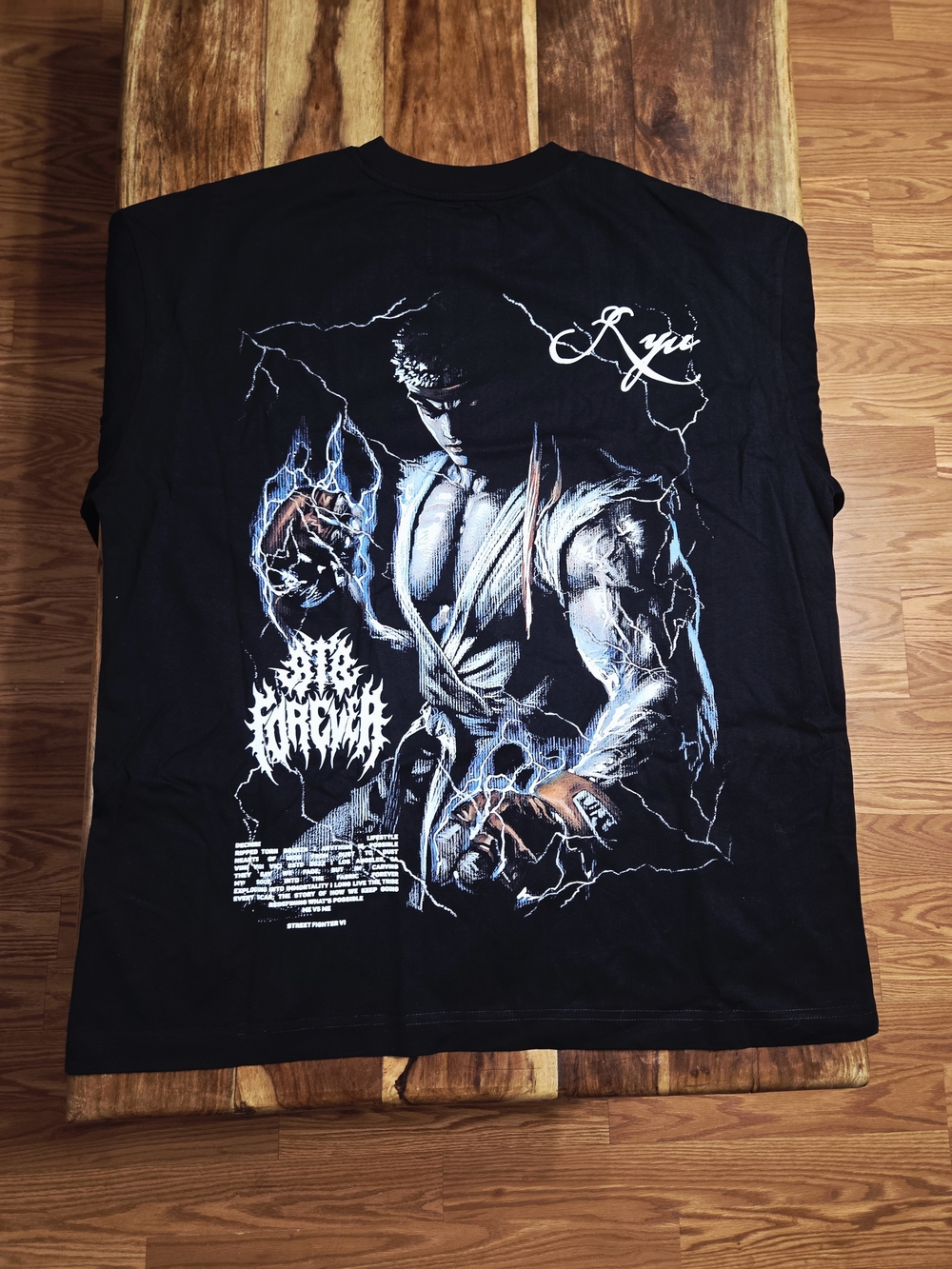 Deshire/Street Fighter "Ryu" Men's Graphic Short-Sleeve Tee. Size Large.